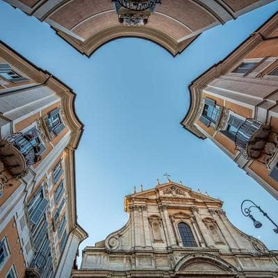 Ekonomik Giyim, Ayakkabı Ürünü 1